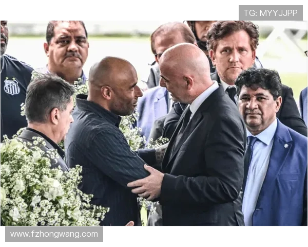 贝利传奇：从球场英雄到全球文化象征的伟大足迹